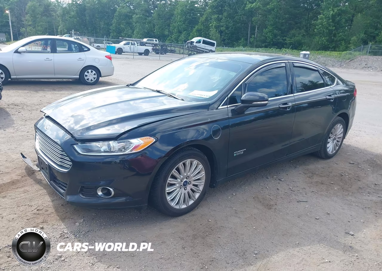 2014 Ford Fusion Energi Titanium VIN:3FA6P0SU3ER223295 - 2