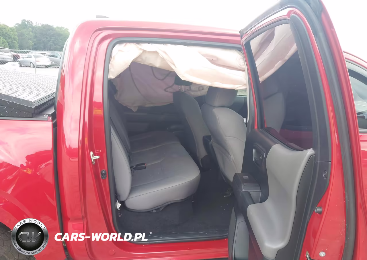 2017 Toyota Tacoma Sr VIN:5TFAX5GN3HX090343 - 8