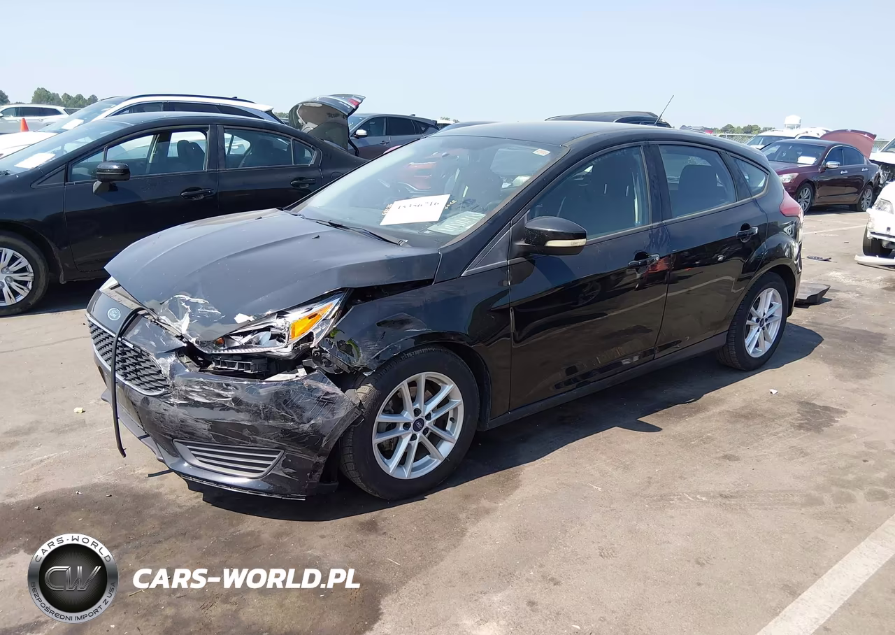 2017 Ford Focus Se VIN:1FADP3K22HL201072 - 2