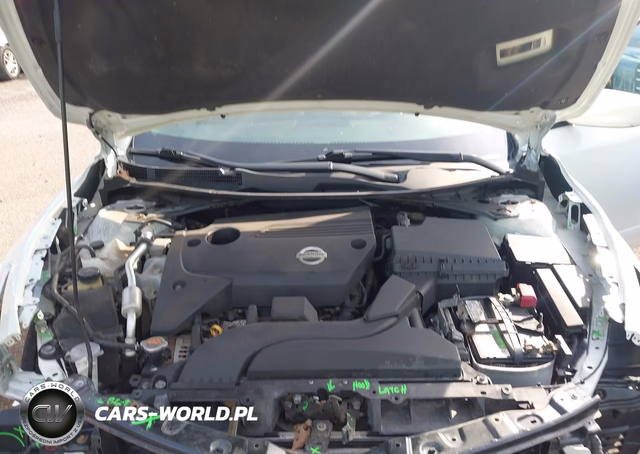 2015 Nissan Altima 2.5 S VIN:1N4AL3AP3FN308483 - 10