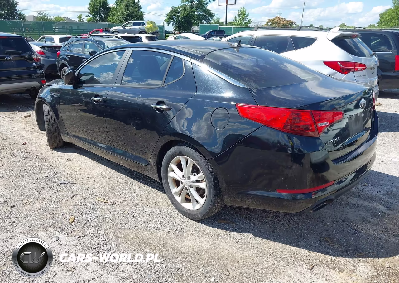 2013 Kia Optima Lx VIN:5XXGM4A79DG150490 - 3