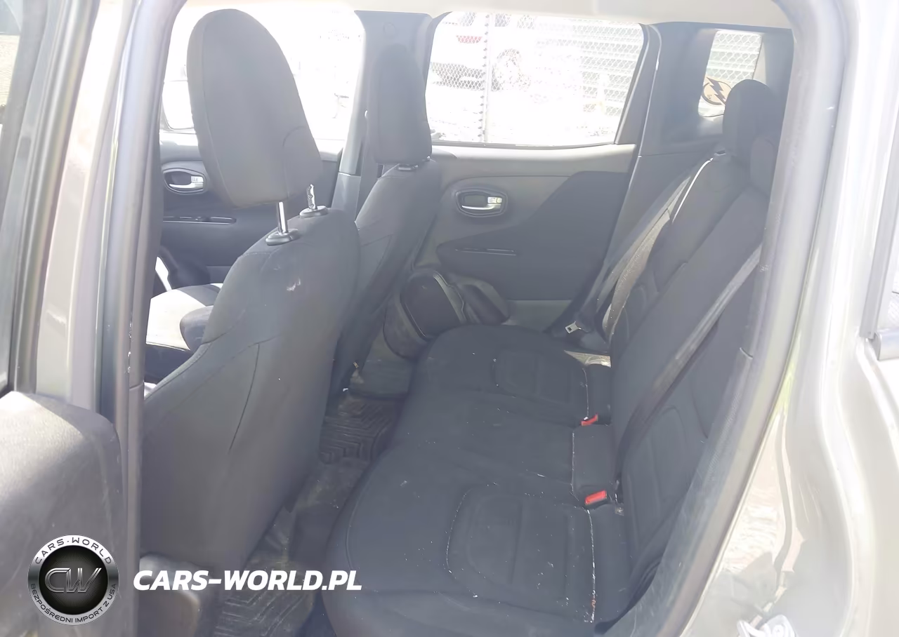 2019 Jeep Renegade Latitude 4X4 VIN:ZACNJBBB6KPK82149 - 8