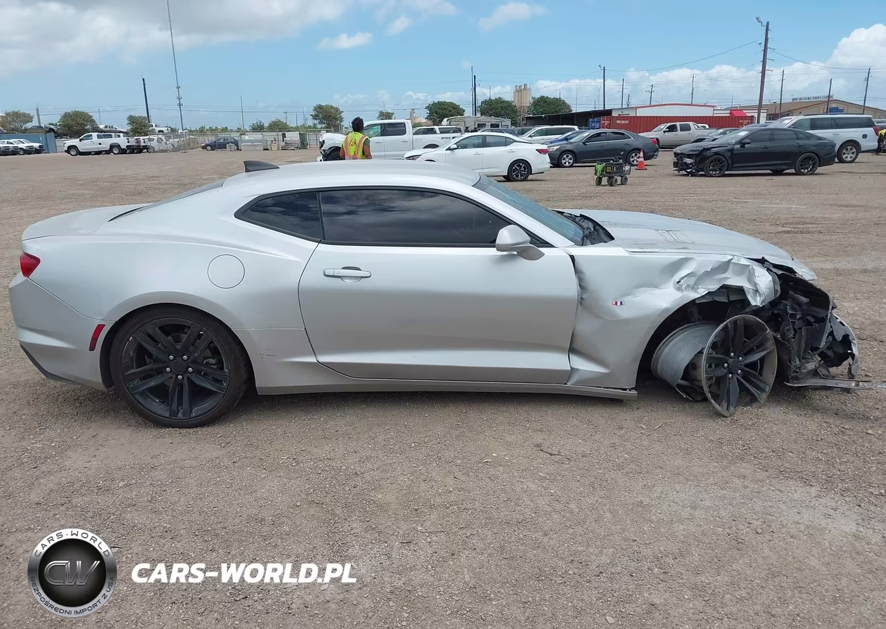2019 Chevrolet Camaro 1Ls VIN:1G1FB1RXXK0127070 - 14