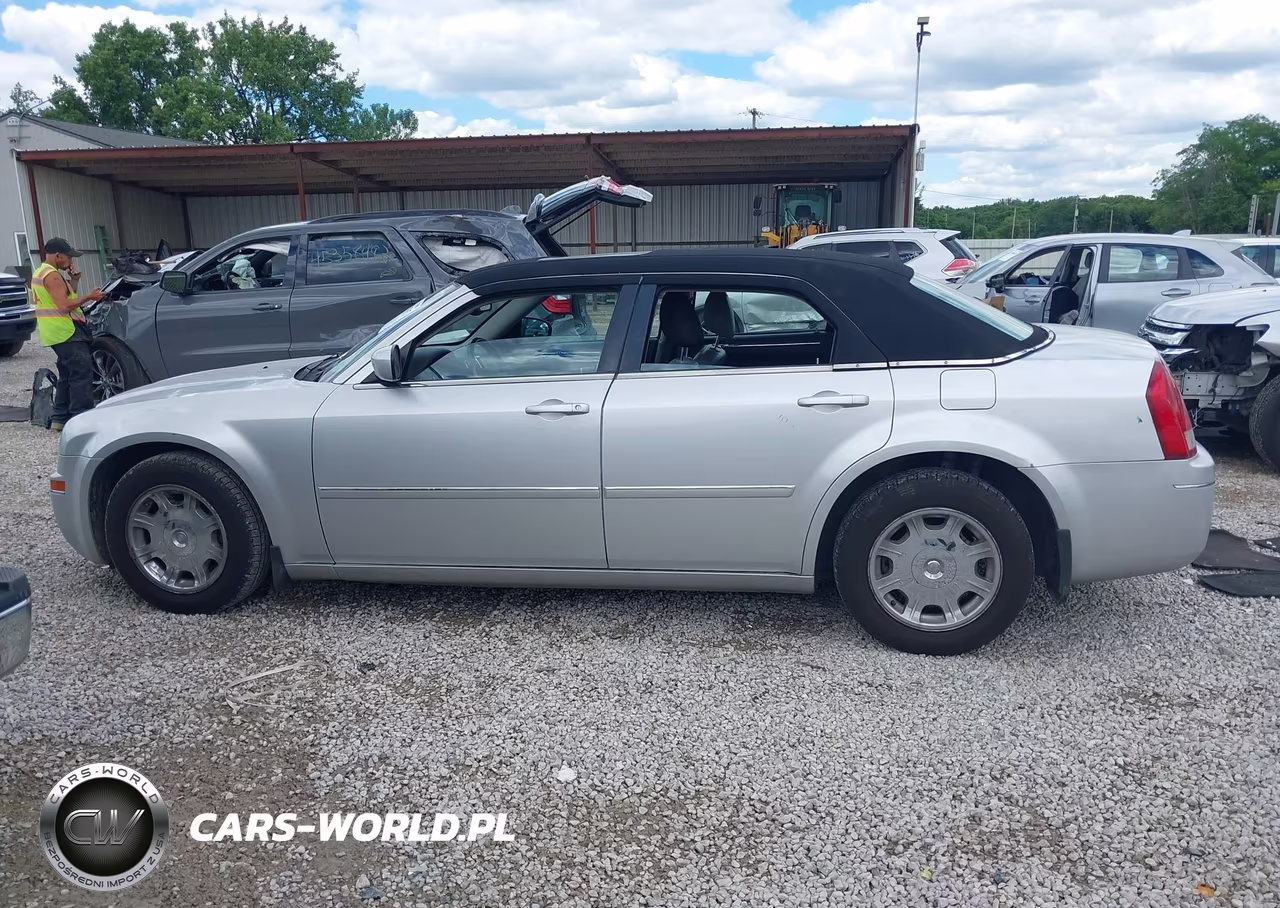 2006 Chrysler 300 Touring VIN:2C3KA53G26H110858 - 14