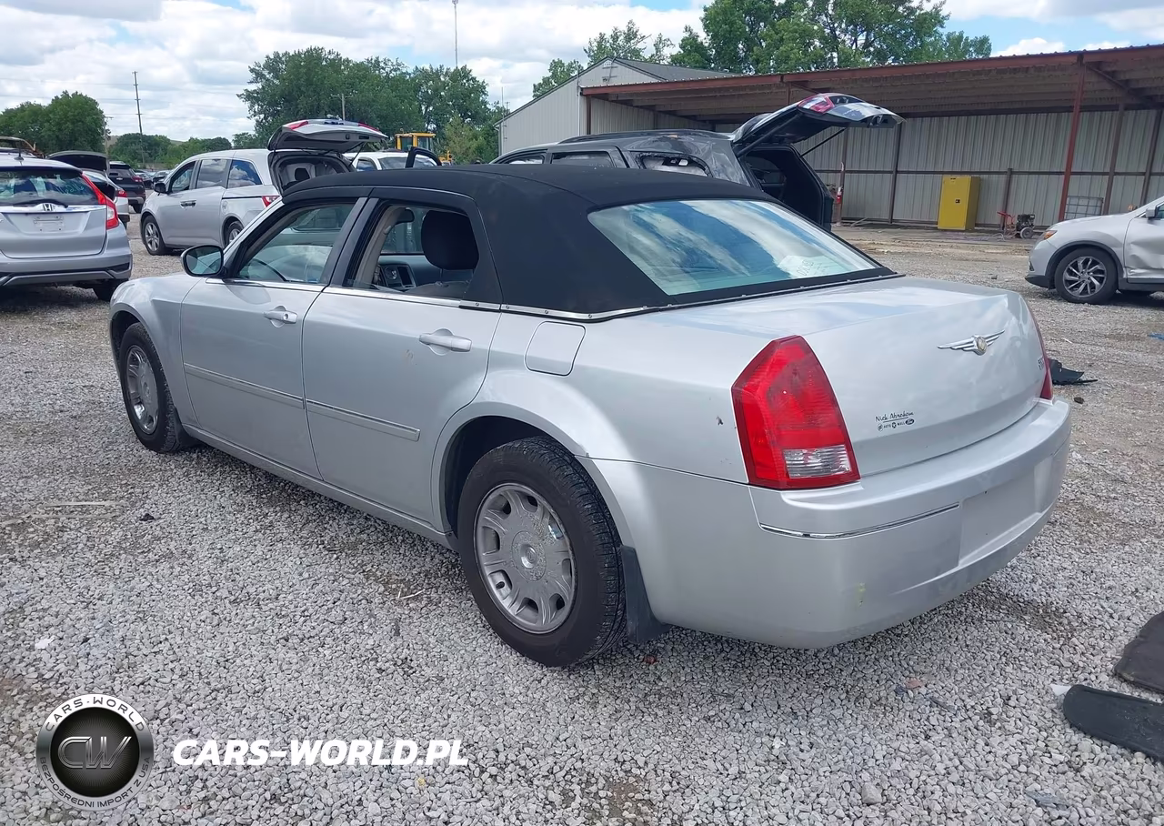 2006 Chrysler 300 Touring VIN:2C3KA53G26H110858 - 3