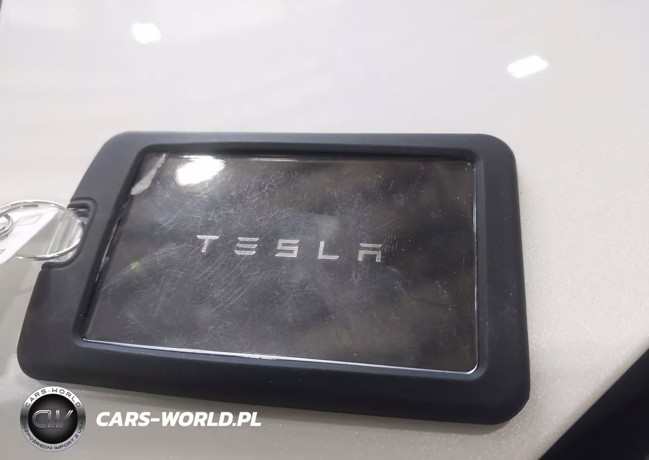 2020 Tesla Model Y Long Range Dual Motor All-Wheel Drive VIN:5YJYGDEE0LF050428 - 11