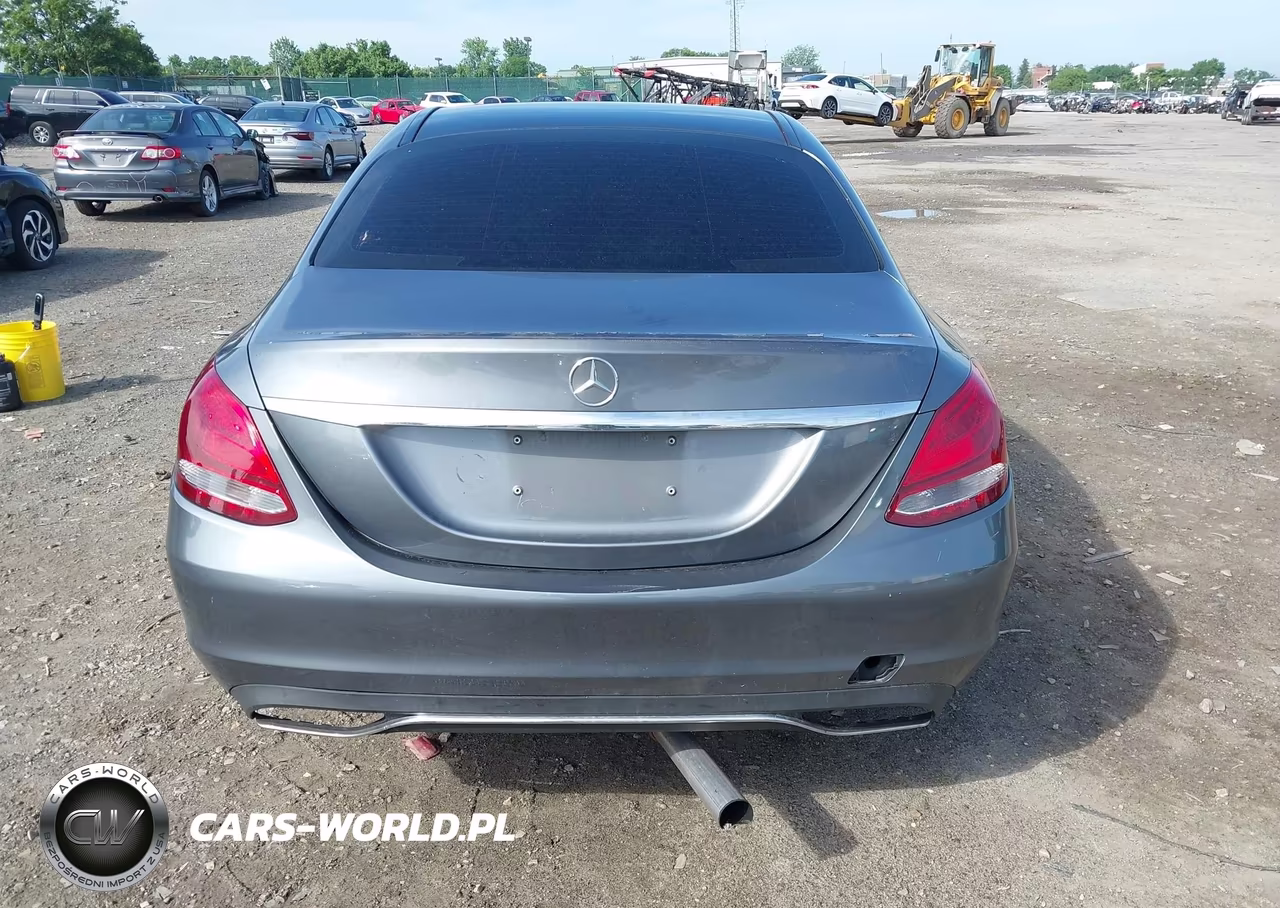 2017 Mercedes-Benz C 300 4Matic VIN:55SWF4KB7HU188641 - 16