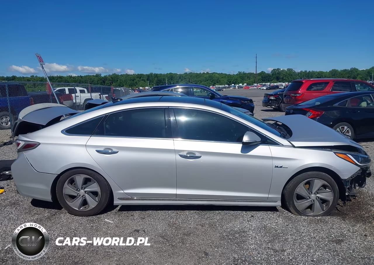 2016 Hyundai Sonata Hybrid Limited VIN:KMHE34L17GA033554 - 13