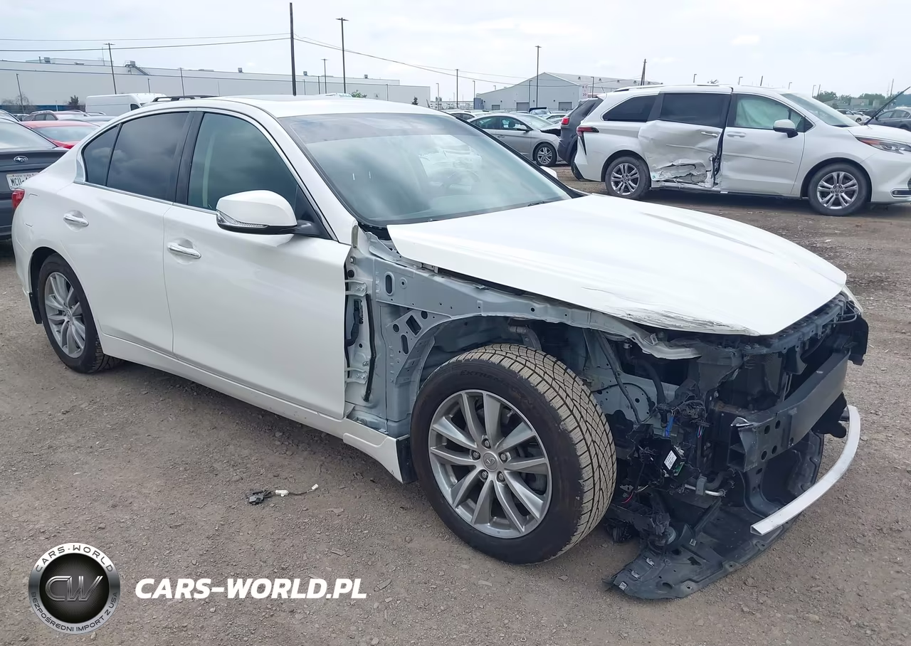 2014 Infiniti Q50 Premium
