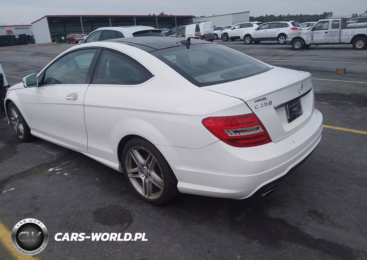 2014 Mercedes-Benz C 250 VIN:WDDGJ4HB7EG255371 - 3