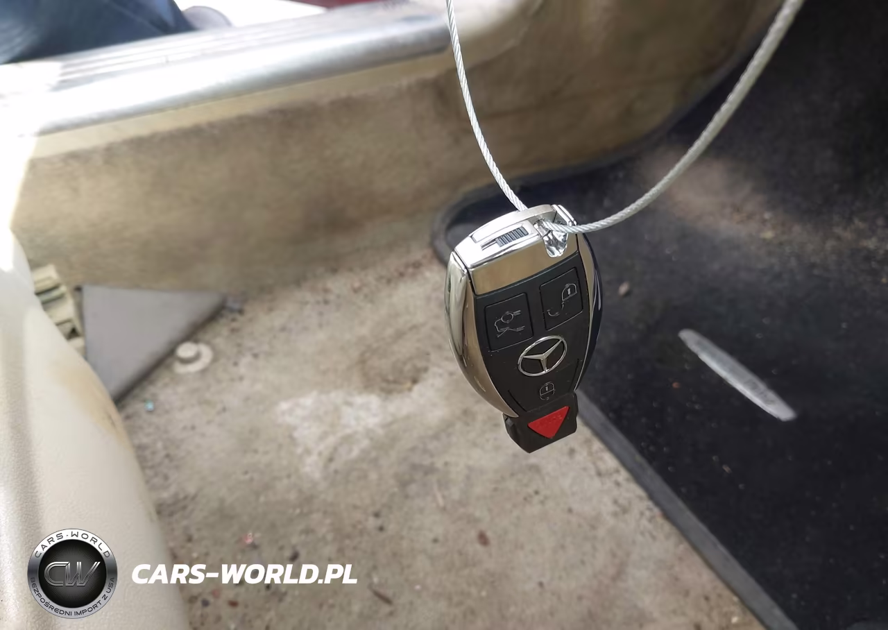 2007 Mercedes-Benz Sl 550 VIN:WDBSK71F47F124390 - 11