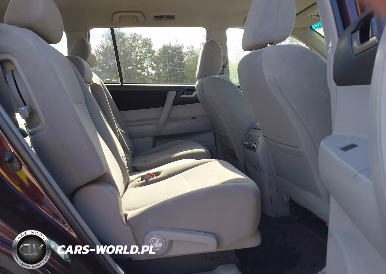 2012 Toyota Highlander Base V6 VIN:5TDBK3EH6CS133656 - 7