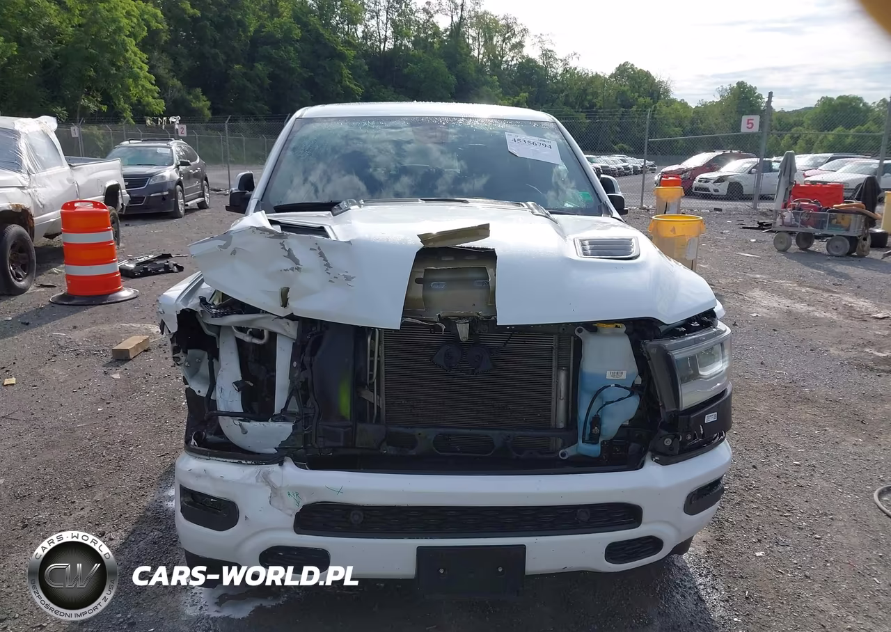 2019 Ram 1500 Laramie 4X4 5'7 Box VIN:1C6SRFJT6KN862484 - 6