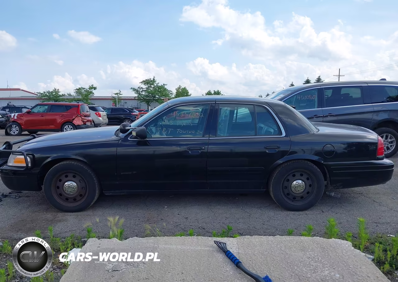 2006 Ford Crown Victoria Police-Police Interceptor VIN:2FAHP71W66X123151 - 14