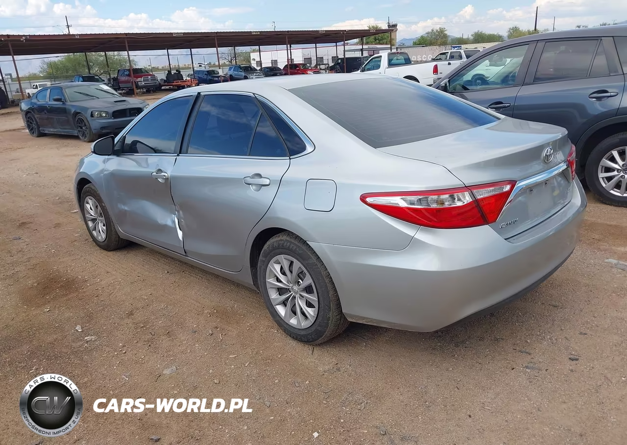 2017 Toyota Camry Le VIN:4T1BF1FK6HU795092 - 3