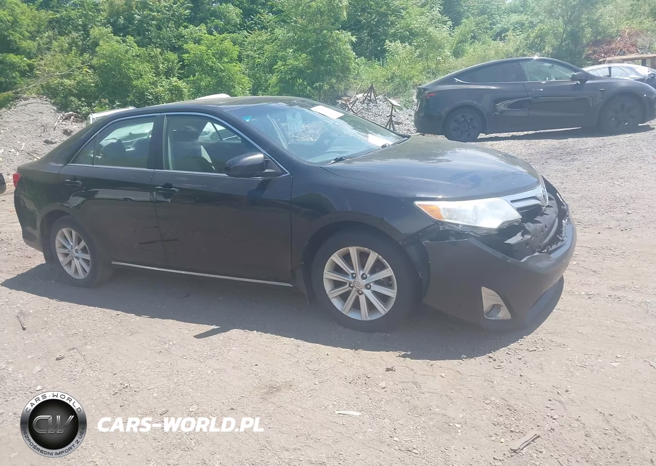 2014 Toyota Camry Xle VIN:4T4BF1FK7ER370109 - 13
