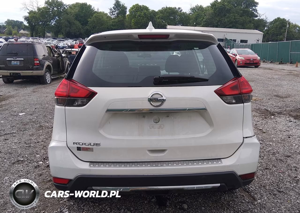 2017 Nissan Rogue S VIN:5N1AT2MT1HC896701 - 17