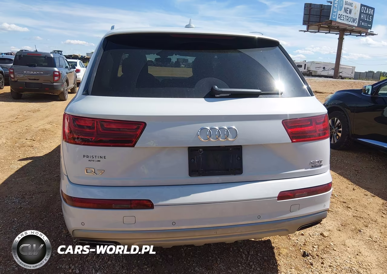 2017 Audi Q7 3.0T Premium VIN:WA1LAAF71HD021572 - 16