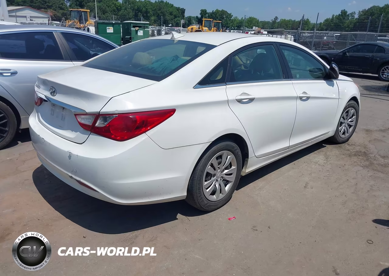 2013 Hyundai Sonata Gls VIN:5NPEB4AC3DH797899 - 4