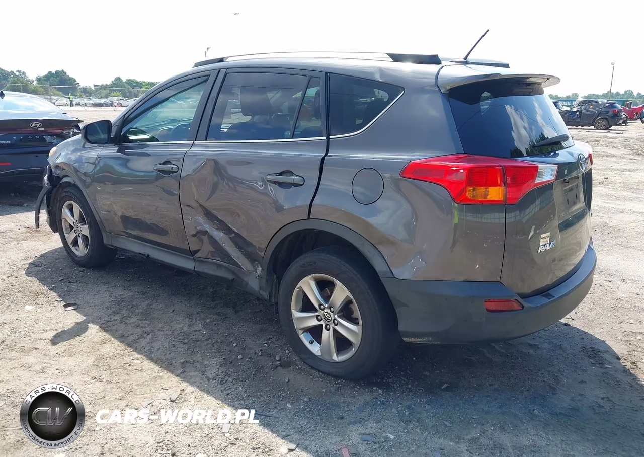 2015 Toyota Rav4 Xle VIN:2T3WFREVXFW209445 - 3