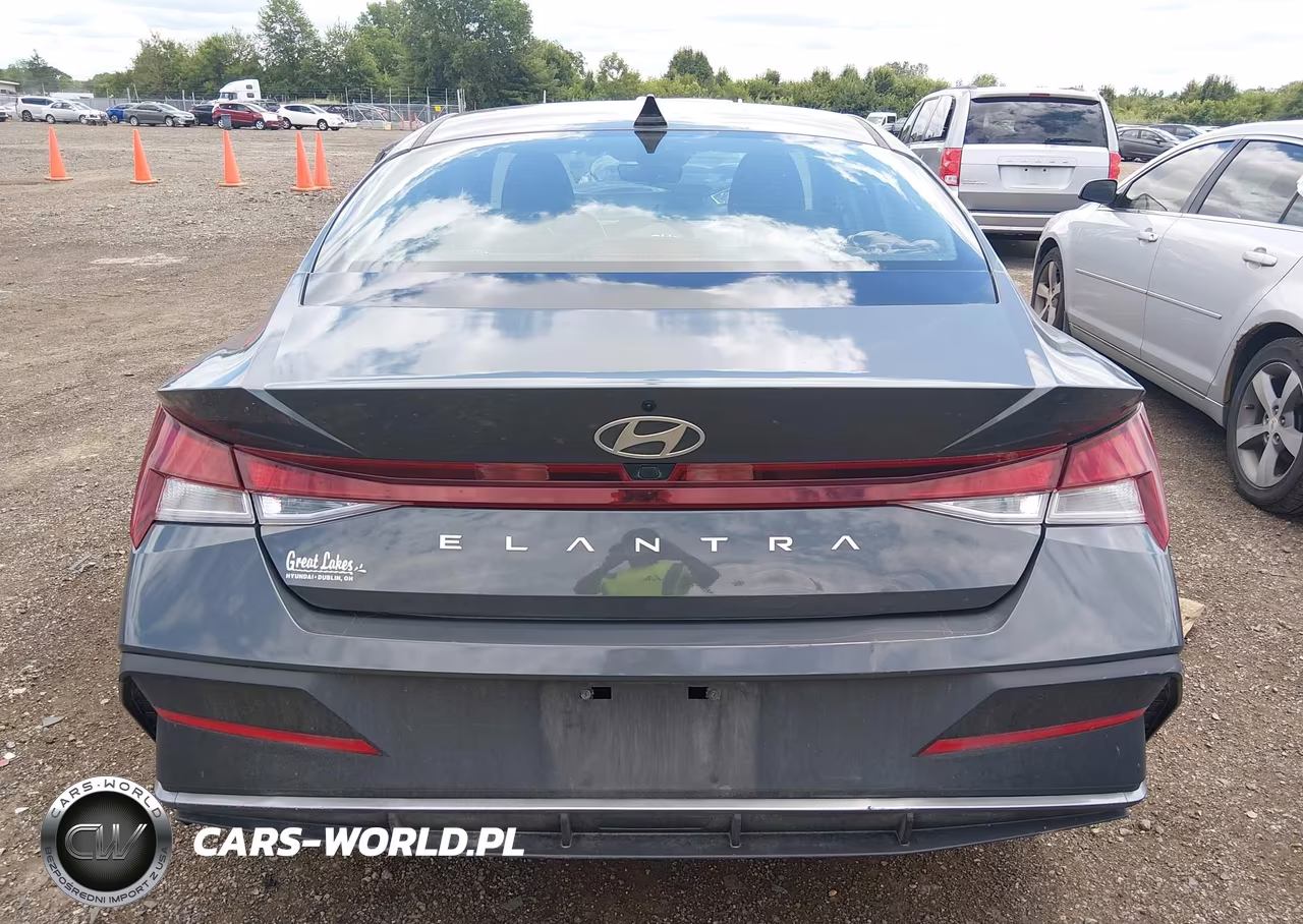 2024 Hyundai Elantra Sel VIN:KMHLM4DGXRU638760 - 17