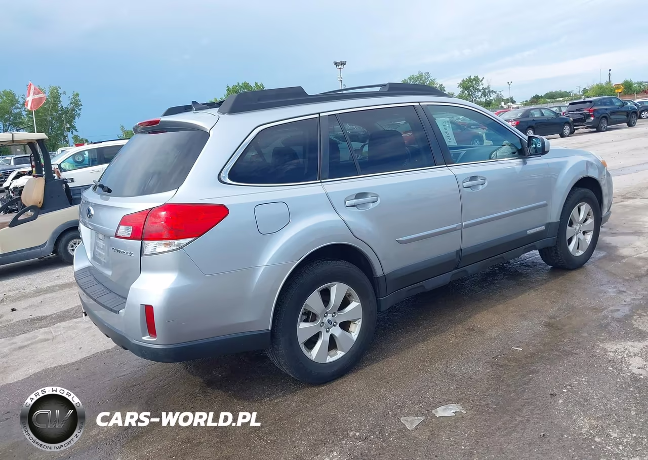 2012 Subaru Outback 2.5I Limited VIN:4S4BRCKC8C3237261 - 4
