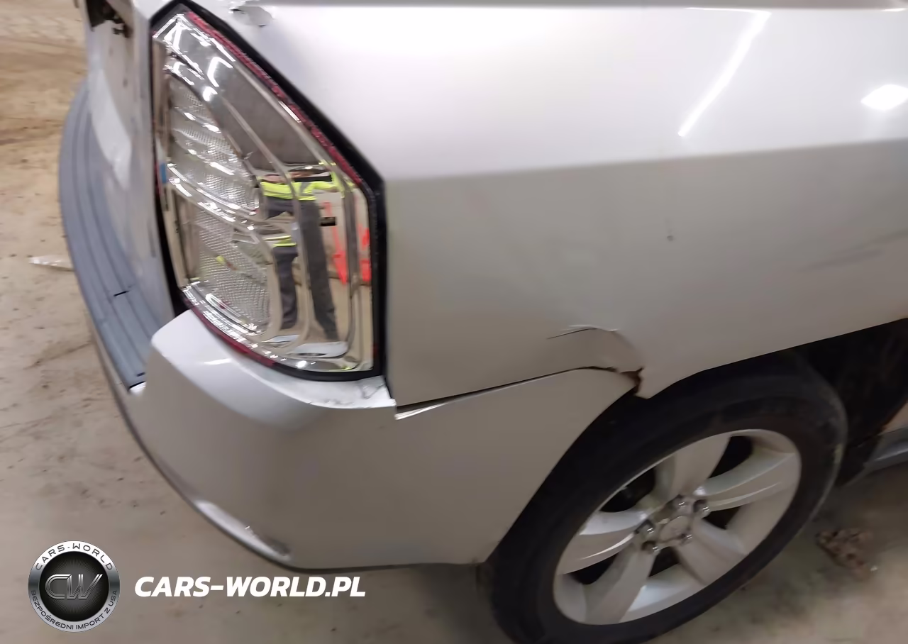 2011 Jeep Compass VIN:1J4NF1FB1BD240456 - 13