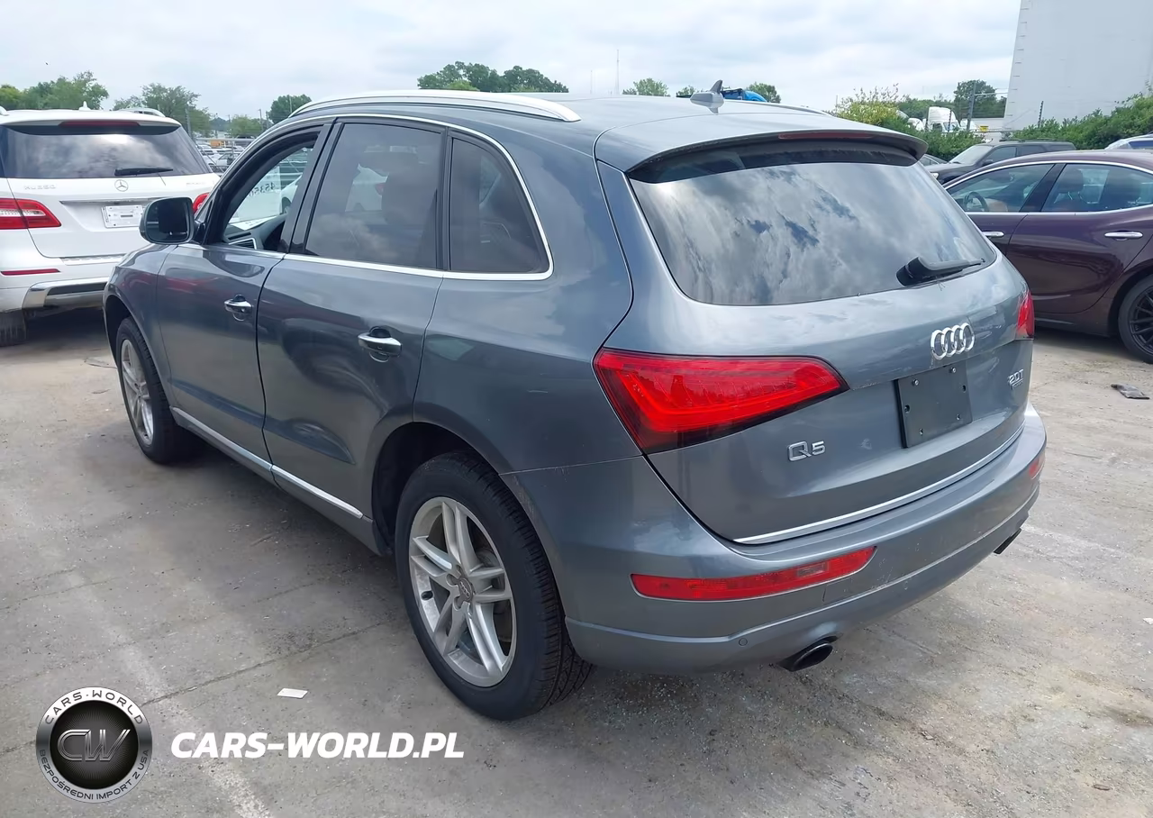 2015 Audi Q5 2.0T Premium VIN:WA1LFAFP4FA066067 - 3