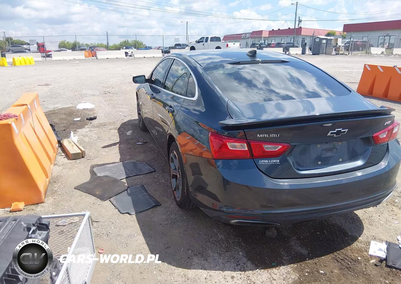 2019 Chevrolet Malibu Rs VIN:1G1ZG5ST3KF193695 - 3