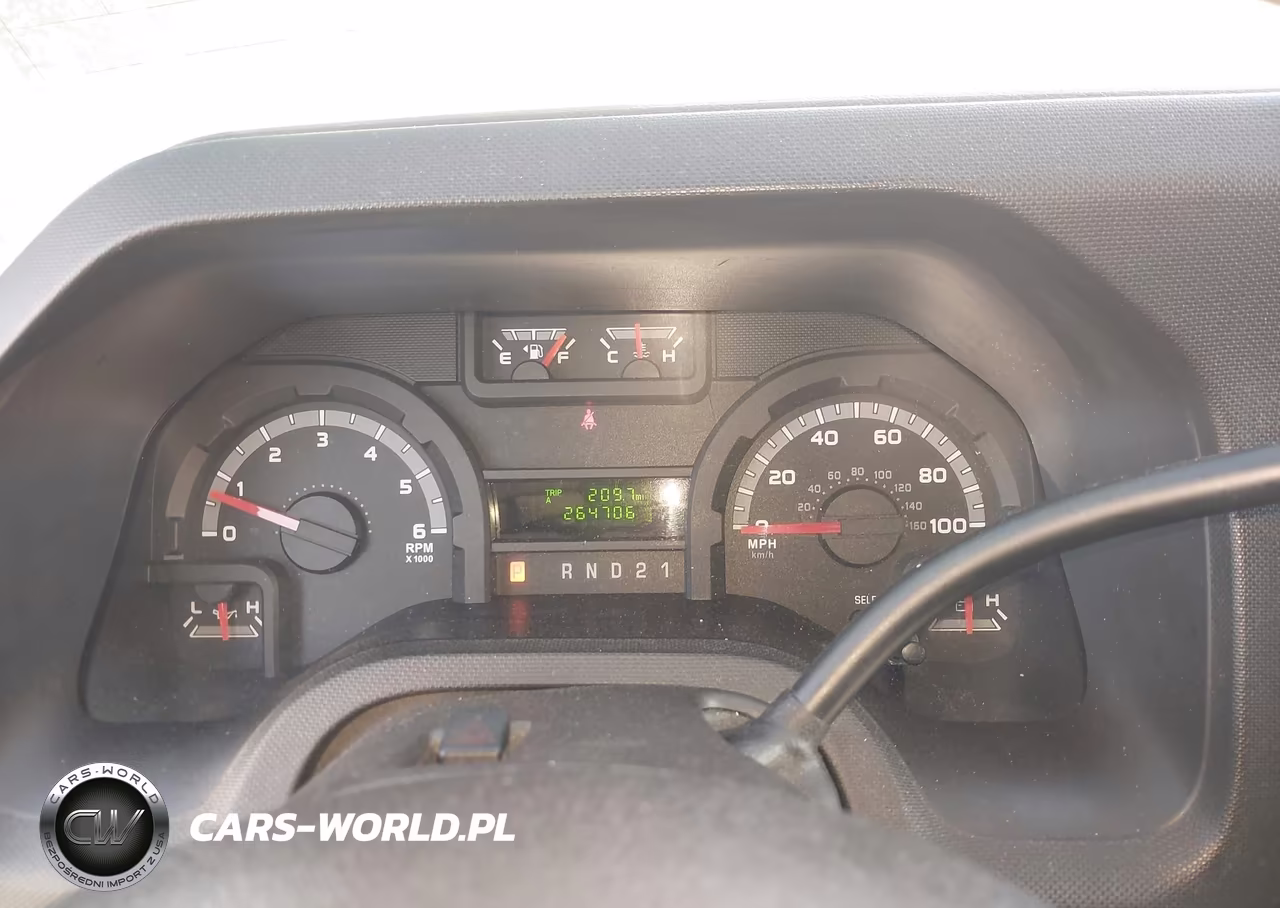 2012 Ford E-350 Super Duty Xl-Xlt VIN:1FBSS3BL8CDA35897 - 7