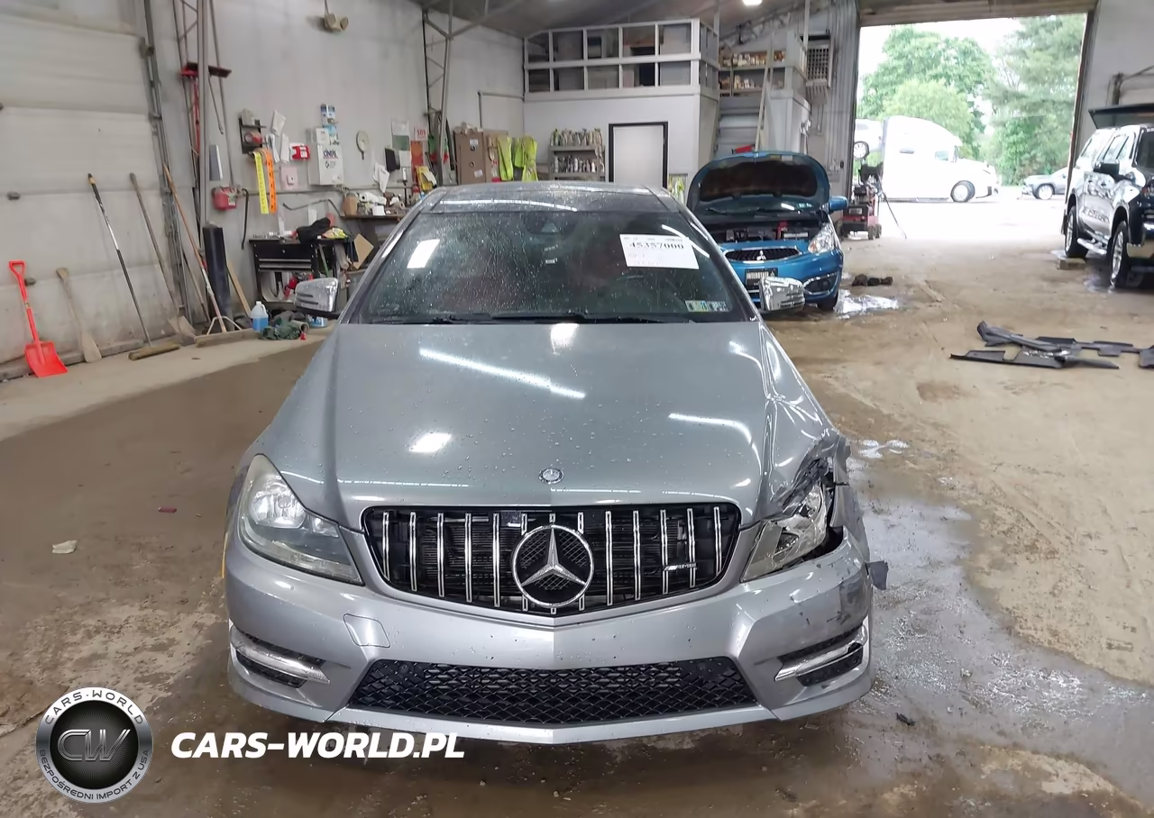 2012 Mercedes-Benz C 250 VIN:WDDGJ4HB9CF826751 - 12