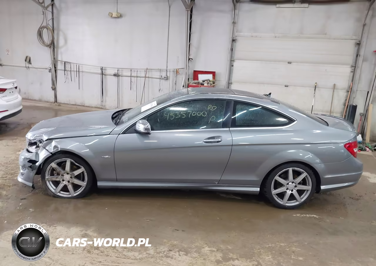 2012 Mercedes-Benz C 250 VIN:WDDGJ4HB9CF826751 - 14