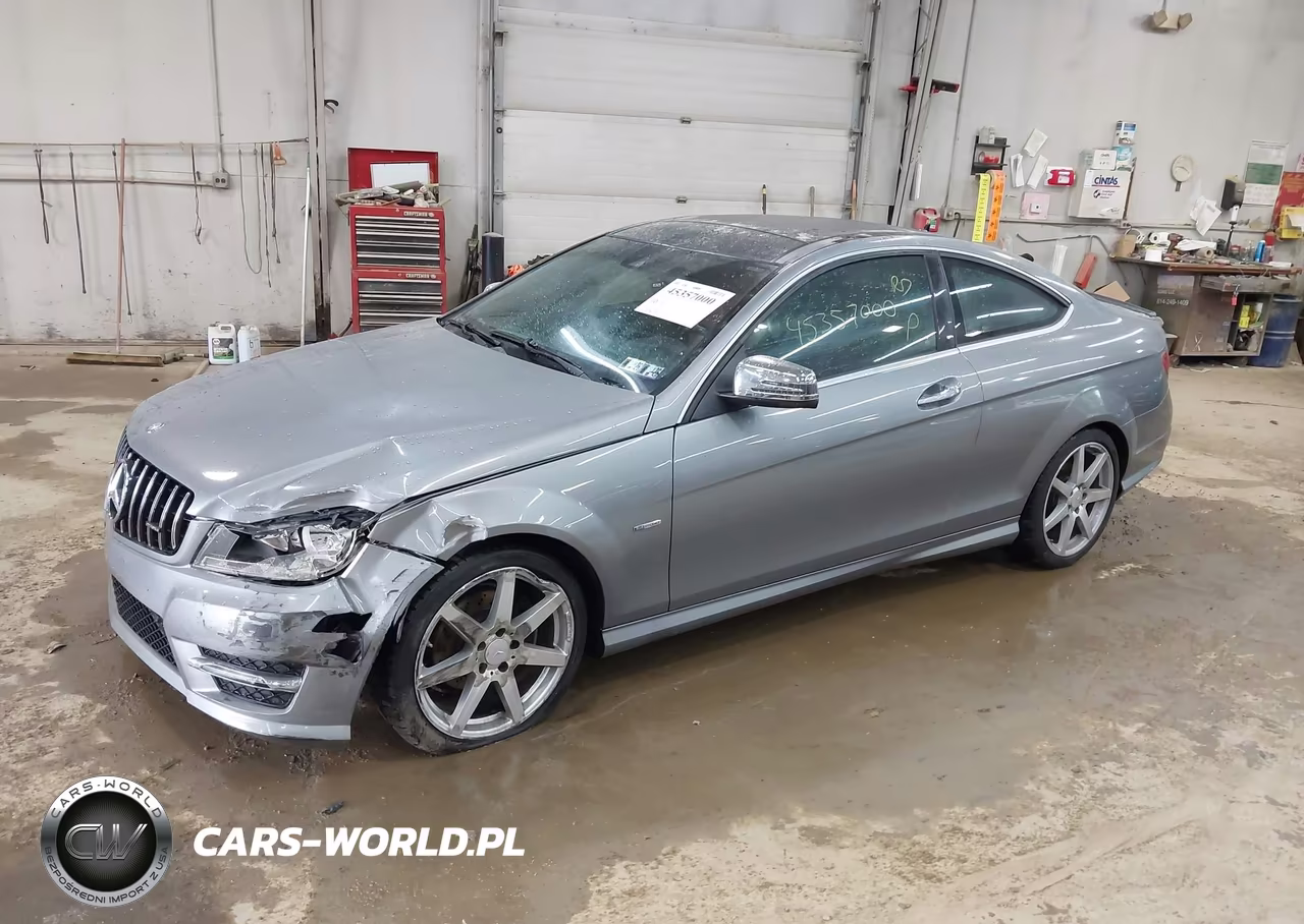 2012 Mercedes-Benz C 250 VIN:WDDGJ4HB9CF826751 - 2