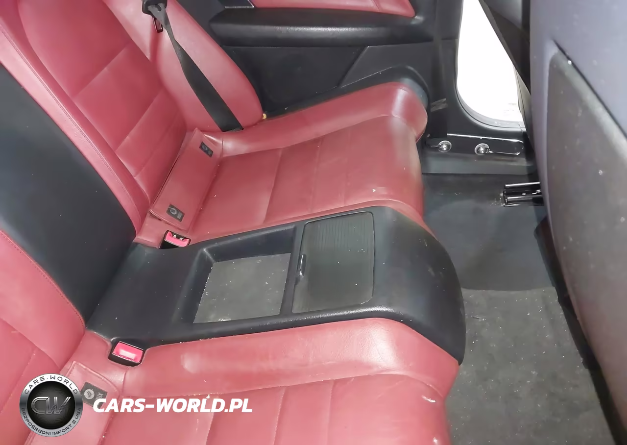 2012 Mercedes-Benz C 250 VIN:WDDGJ4HB9CF826751 - 8
