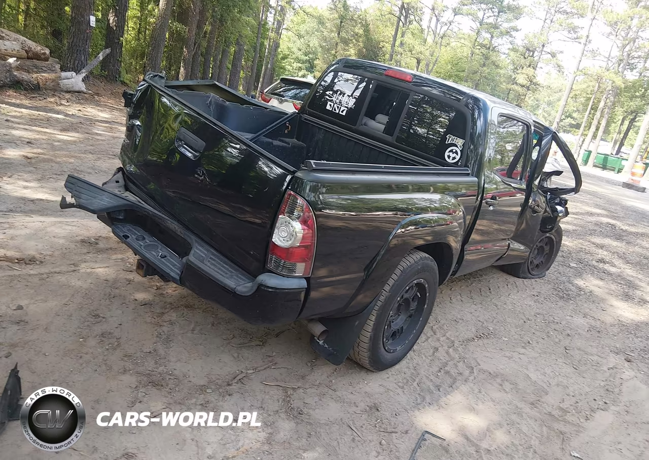 2013 Toyota Tacoma Base V6 VIN:3TMLU4EN0DM109638 - 4