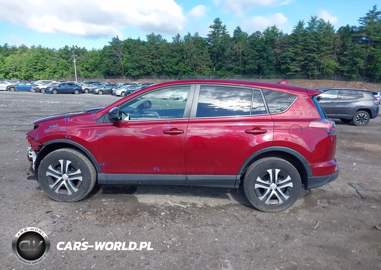 2018 Toyota Rav4 Le VIN:JTMBFREVXJD229862 - 15