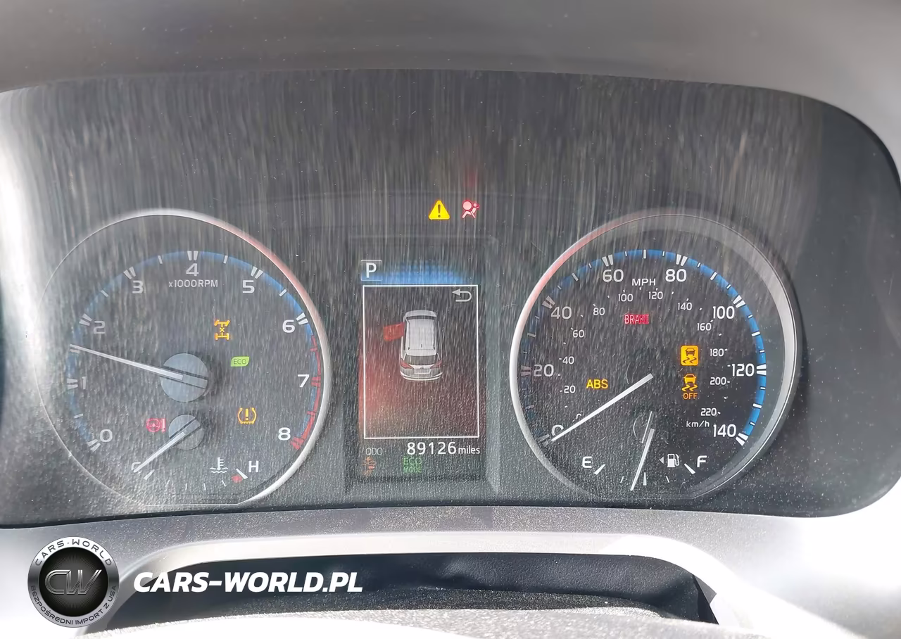 2018 Toyota Rav4 Le VIN:JTMBFREVXJD229862 - 7