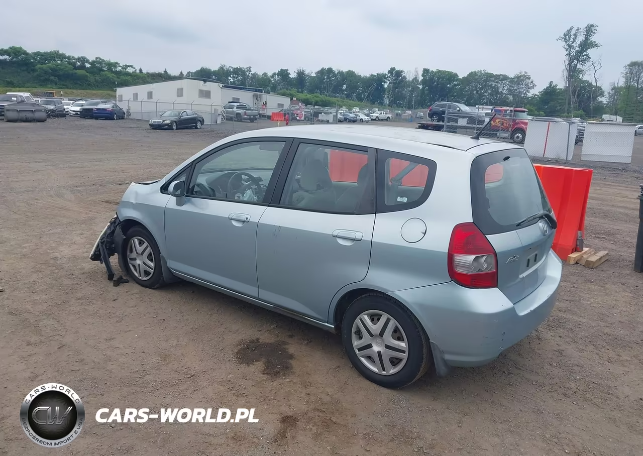 2007 Honda Fit VIN:JHMGD38457S007065 - 3