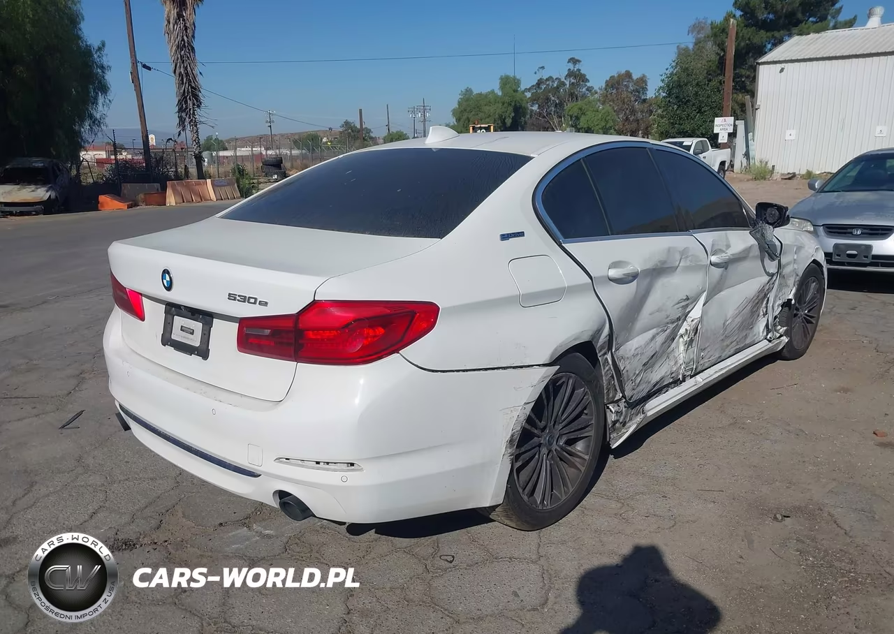 2019 BMW 530E Iperformance VIN:WBAJA9C57KB389432 - 4