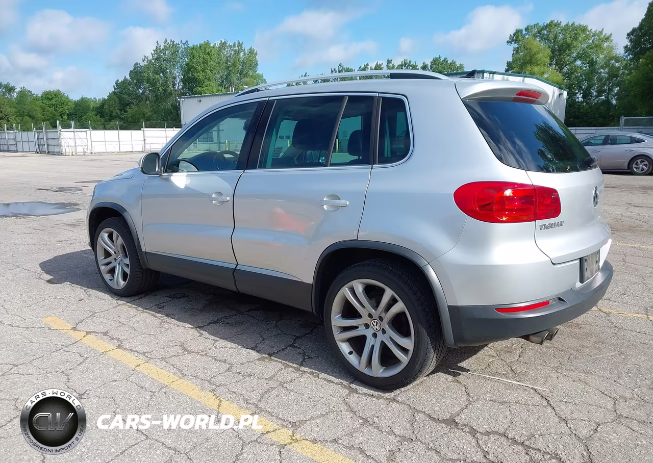 2013 Volkswagen Tiguan Sel VIN:WVGAV3AXXDW617729 - 3