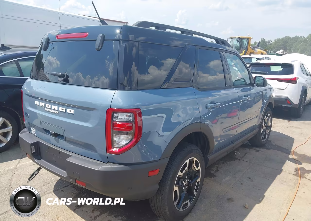 2024 Ford Bronco Sport Outer Banks VIN:3FMCR9C62RRF54348 - 4