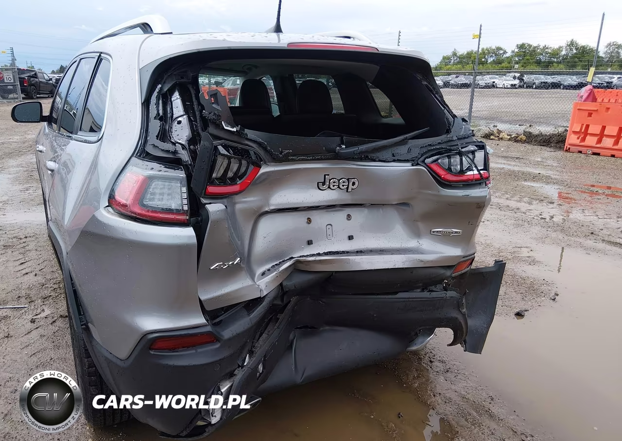 2021 Jeep Cherokee Latitude Lux 4X4 VIN:1C4PJMMX5MD160156 - 6