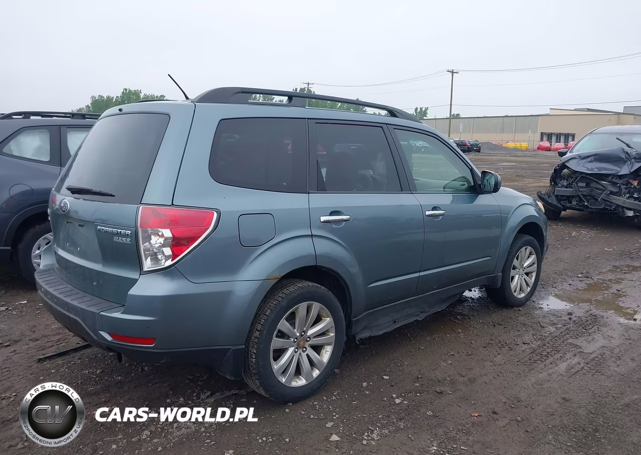 2012 Subaru Forester 2.5X Premium VIN:JF2SHADC1CH450923 - 4