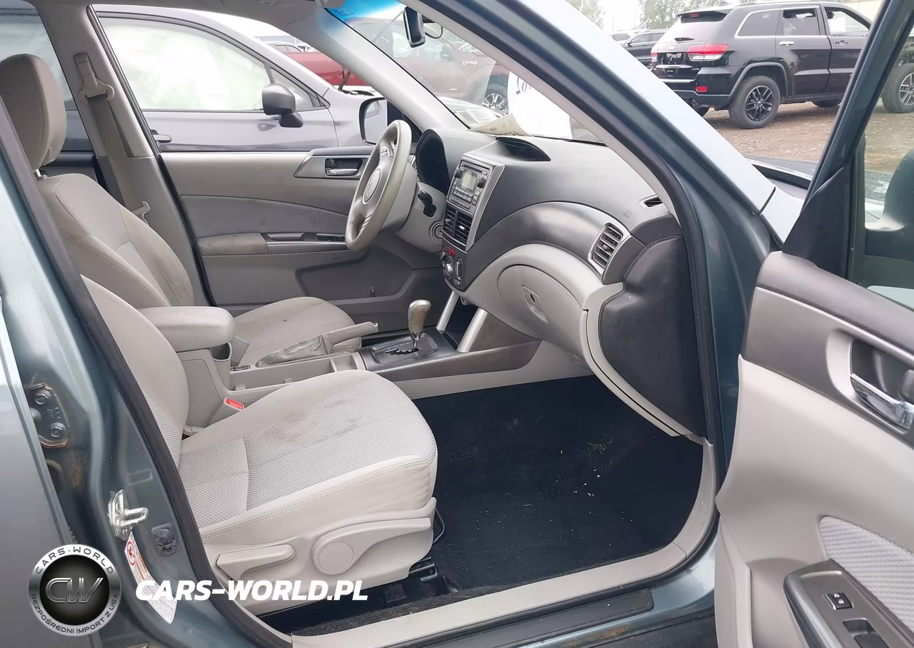 2012 Subaru Forester 2.5X Premium VIN:JF2SHADC1CH450923 - 5