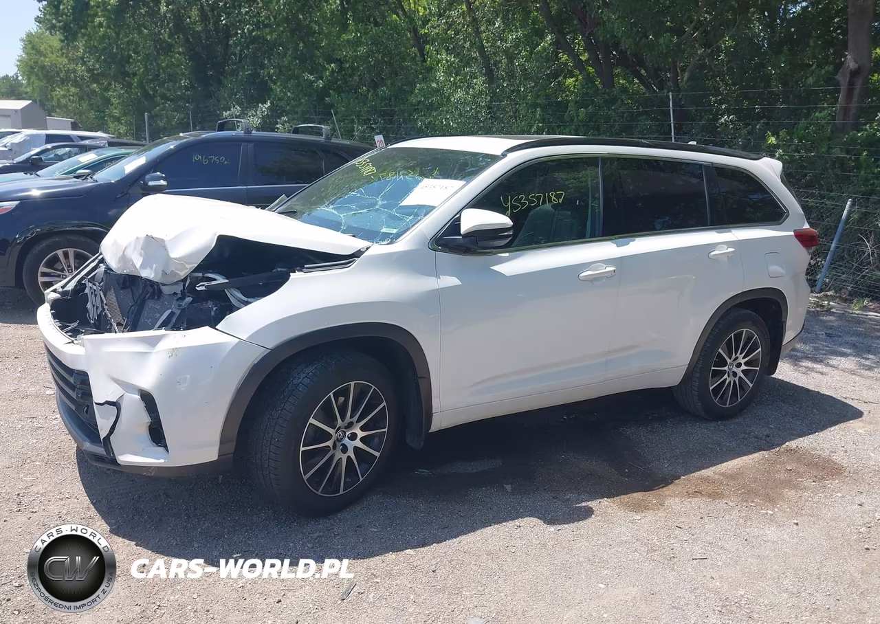 2018 Toyota Highlander Se VIN:5TDJZRFH8JS555708 - 14