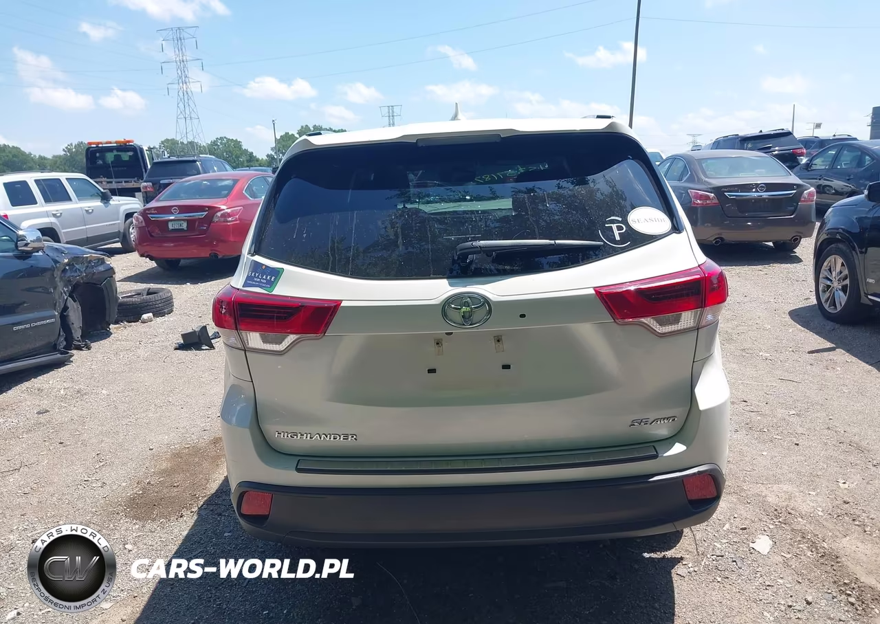 2018 Toyota Highlander Se VIN:5TDJZRFH8JS555708 - 16