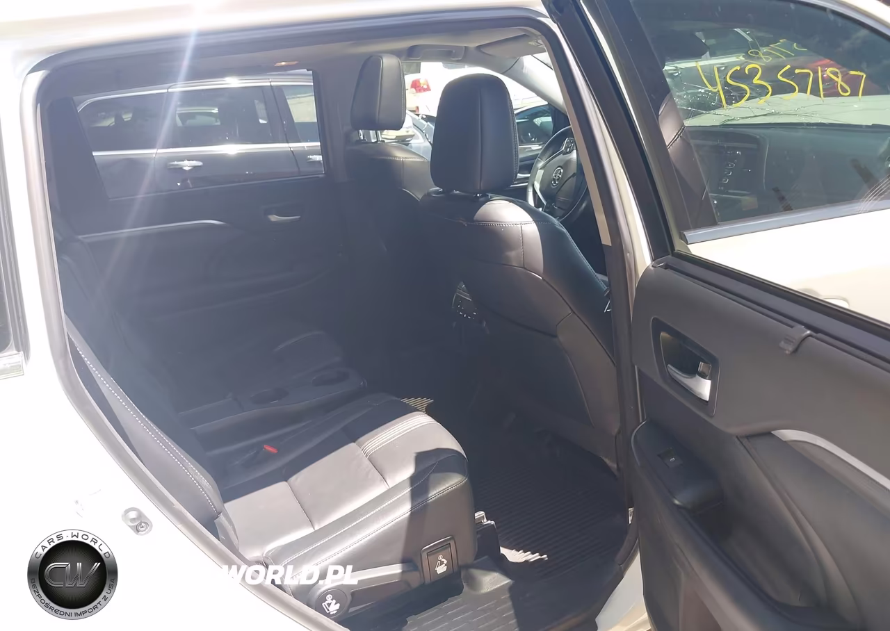 2018 Toyota Highlander Se VIN:5TDJZRFH8JS555708 - 8