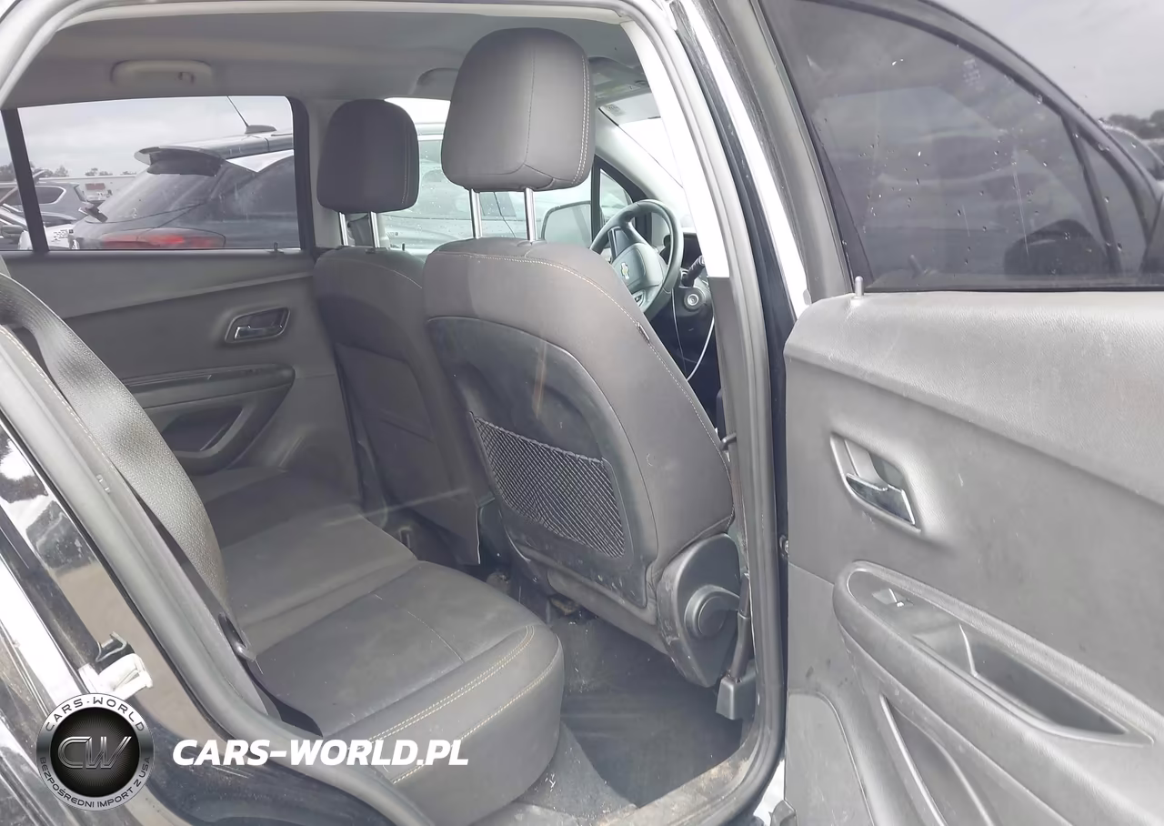 2018 Chevrolet Trax Ls VIN:3GNCJKSB7JL271055 - 8