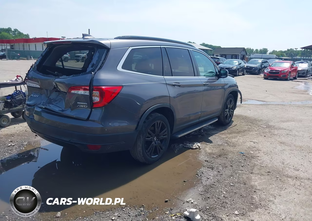 2021 Honda Pilot Awd Special Edition VIN:5FNYF6H26MB021310 - 4