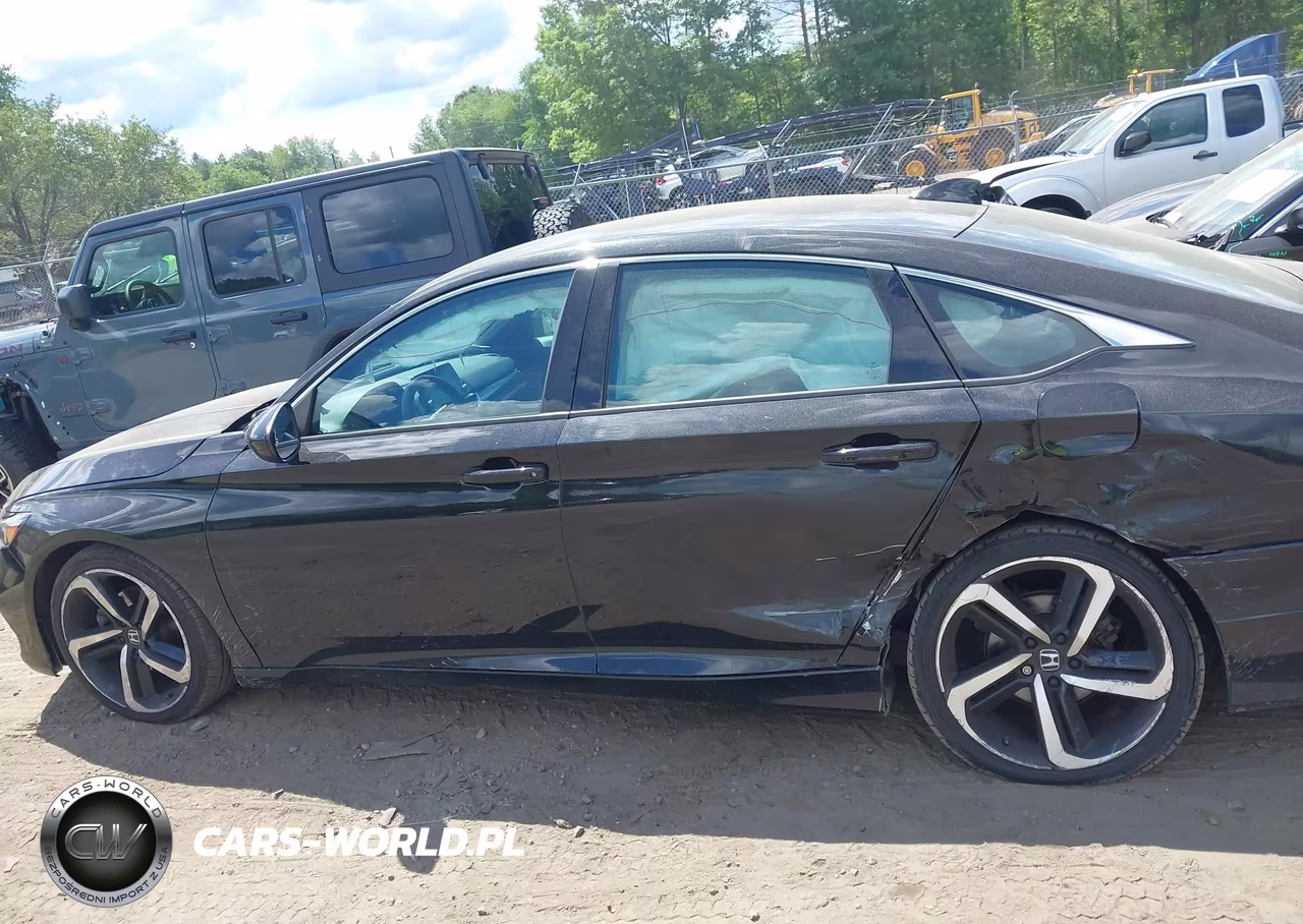 2018 Honda Accord Sport VIN:1HGCV1F34JA203394 - 14